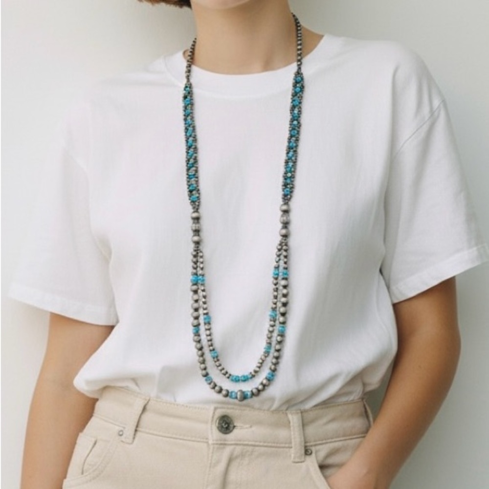 Silver & Turquoise colored Beaded Necklace - Picture 1 of 4